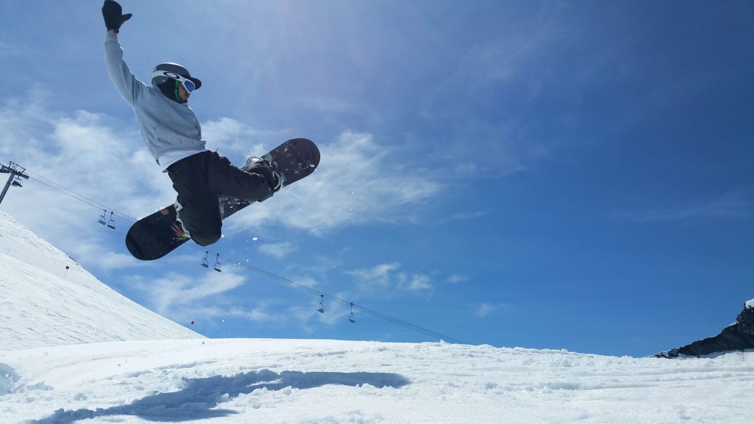 Morzine snowboarding