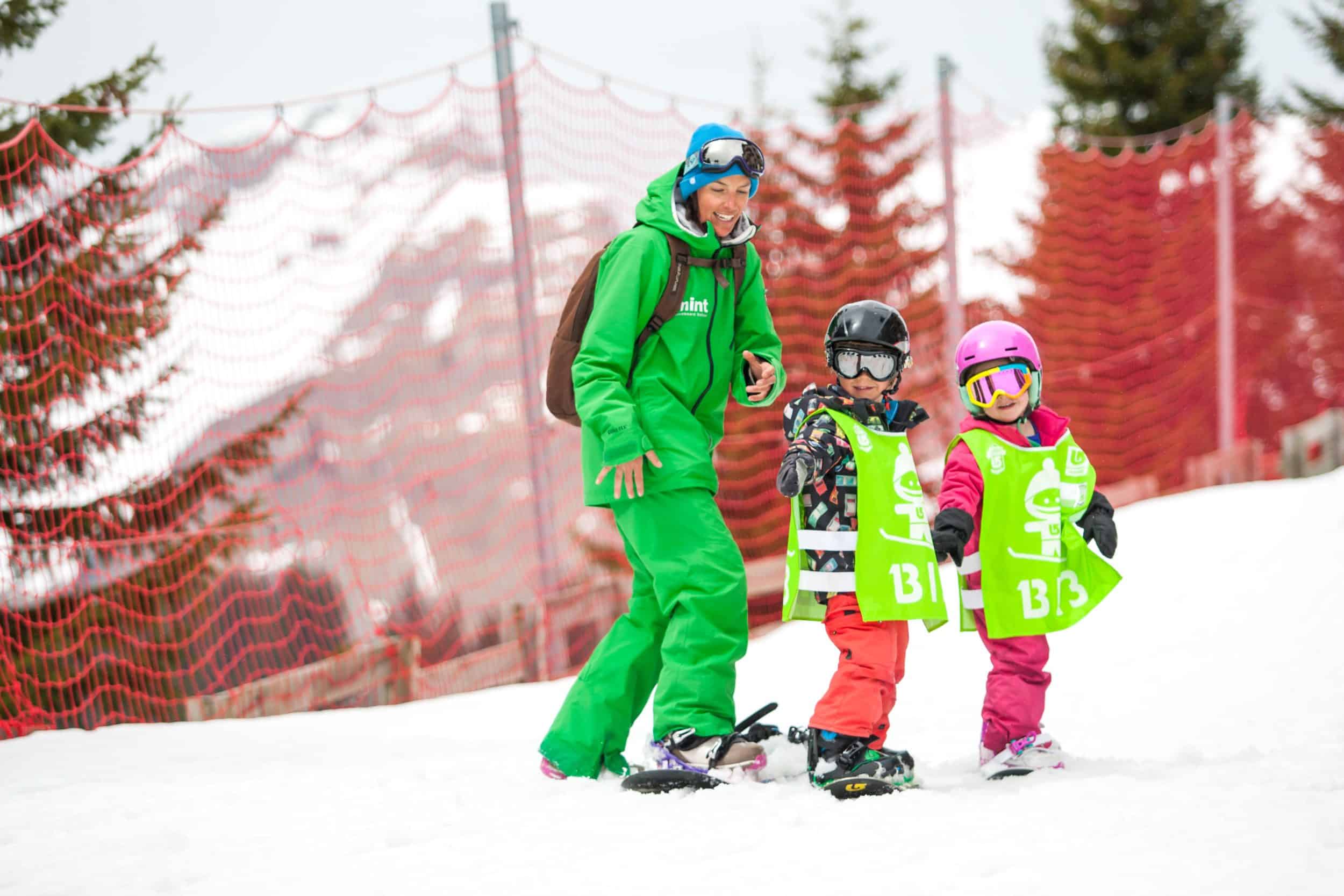 Tips for teaching young kids to snowboard - Alikats