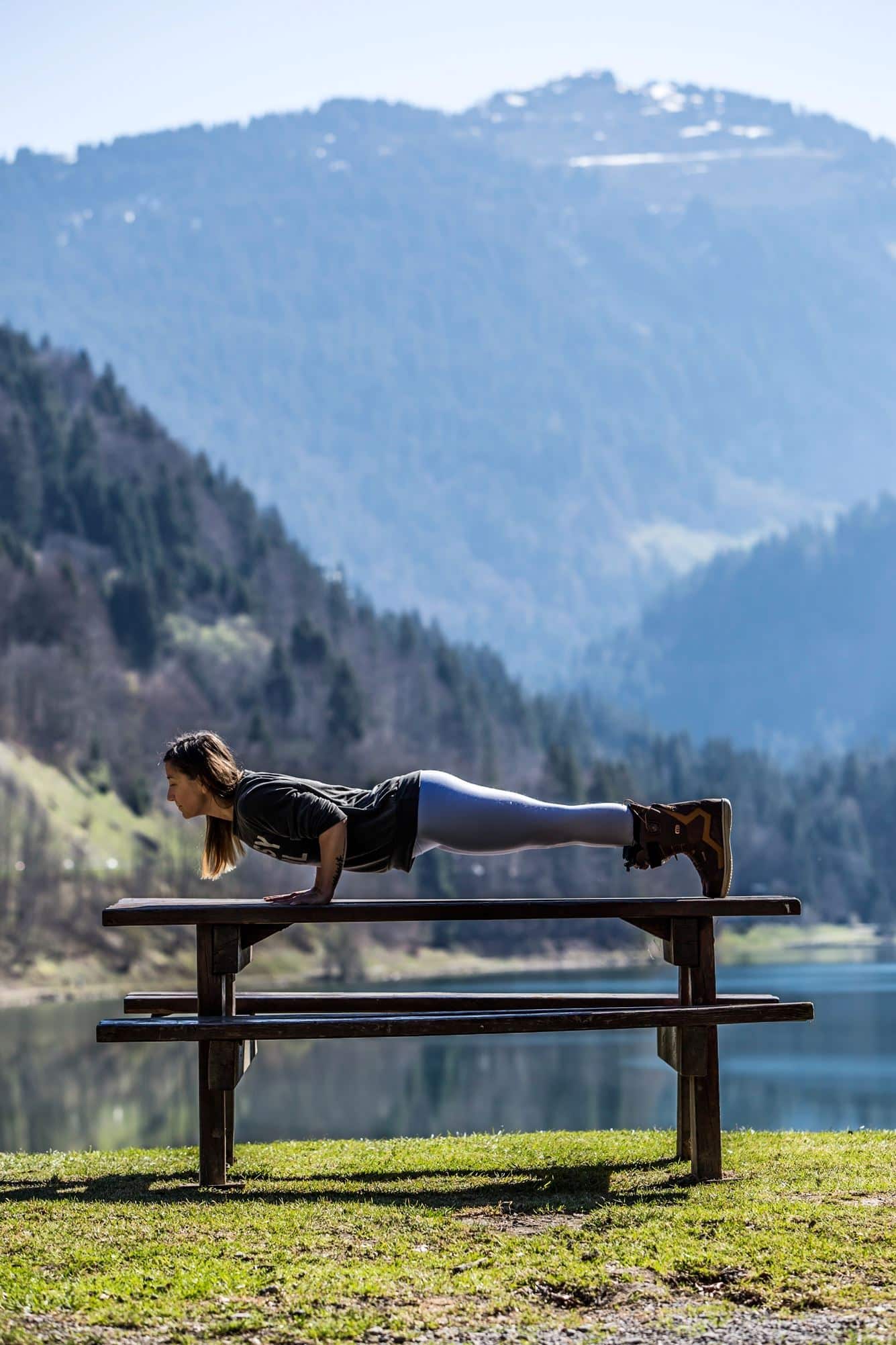 Plank Pose - yoga ski